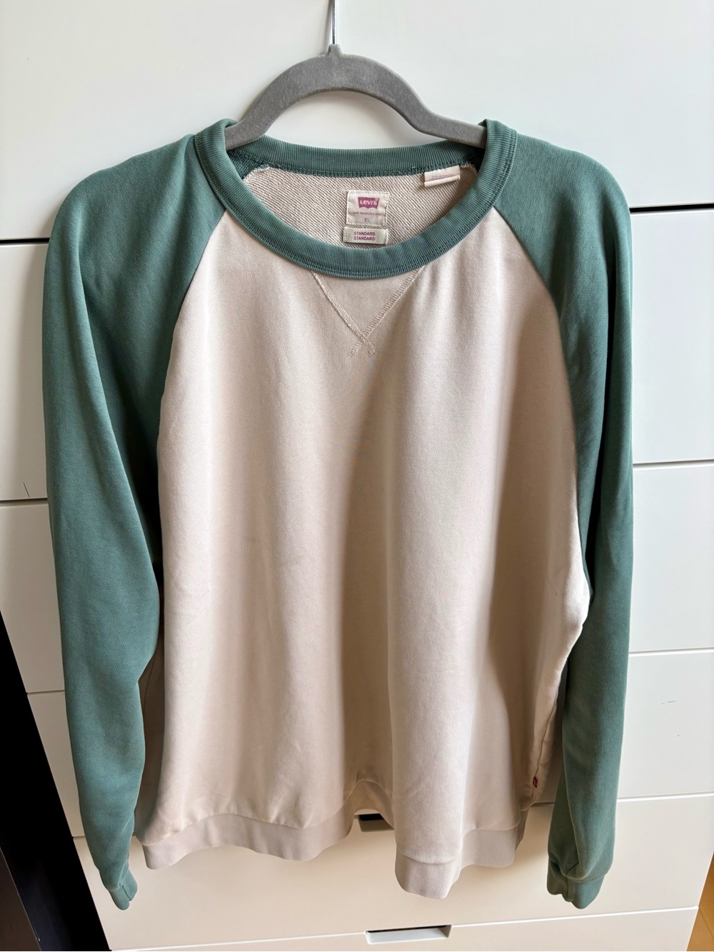 Men's Levi's Cream and Sage Green Raglan Crewneck Sweatshirt